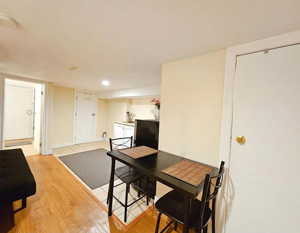Appartement Cozy Suit In Toronto Riverdale